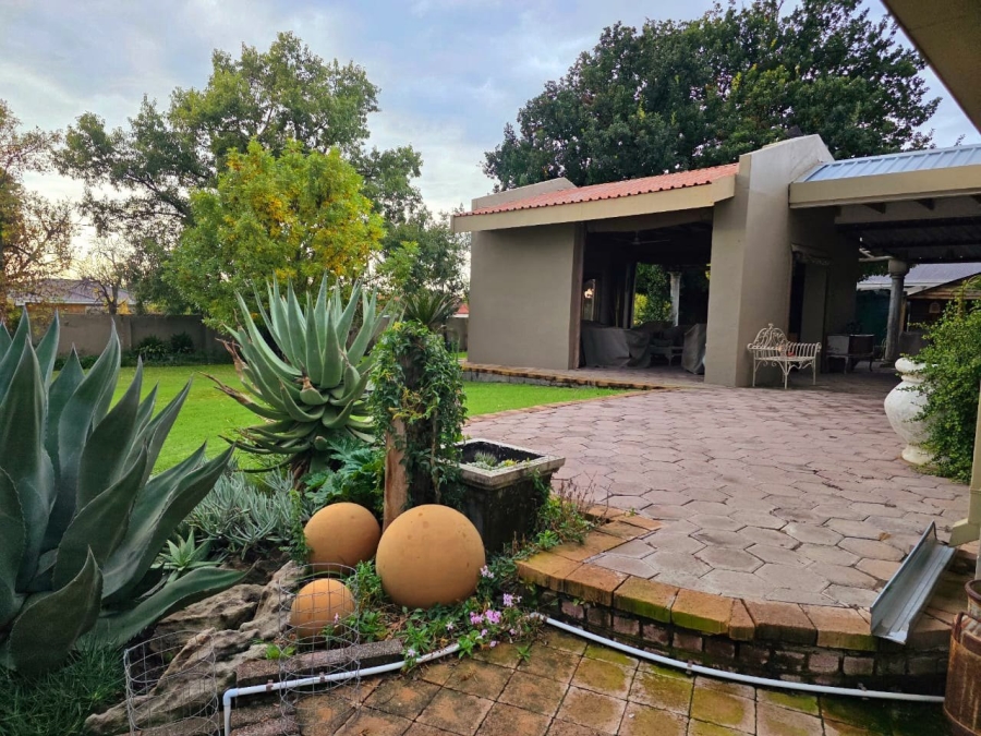 3 Bedroom Property for Sale in Wilgenhof Free State